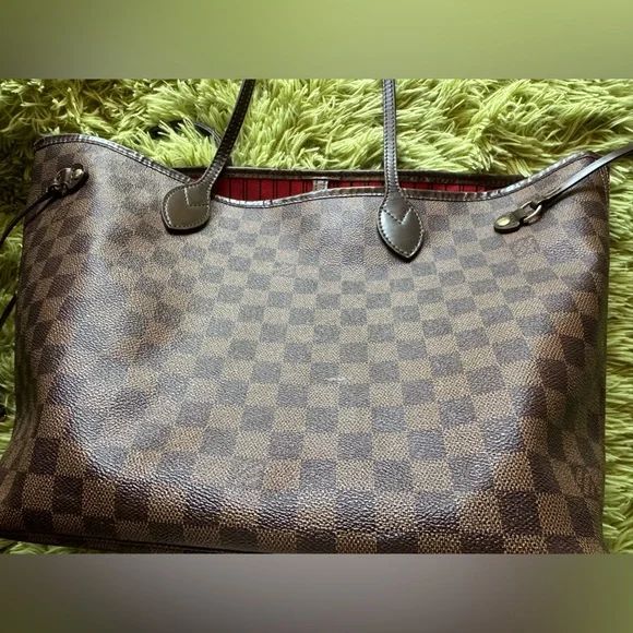 Louis Vuitton Damier Ebene Neverfull MM - Picture 5 of 17